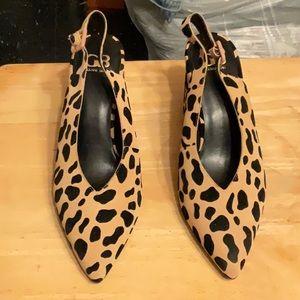 Giana bini, Size 11M, leopard print.❤️